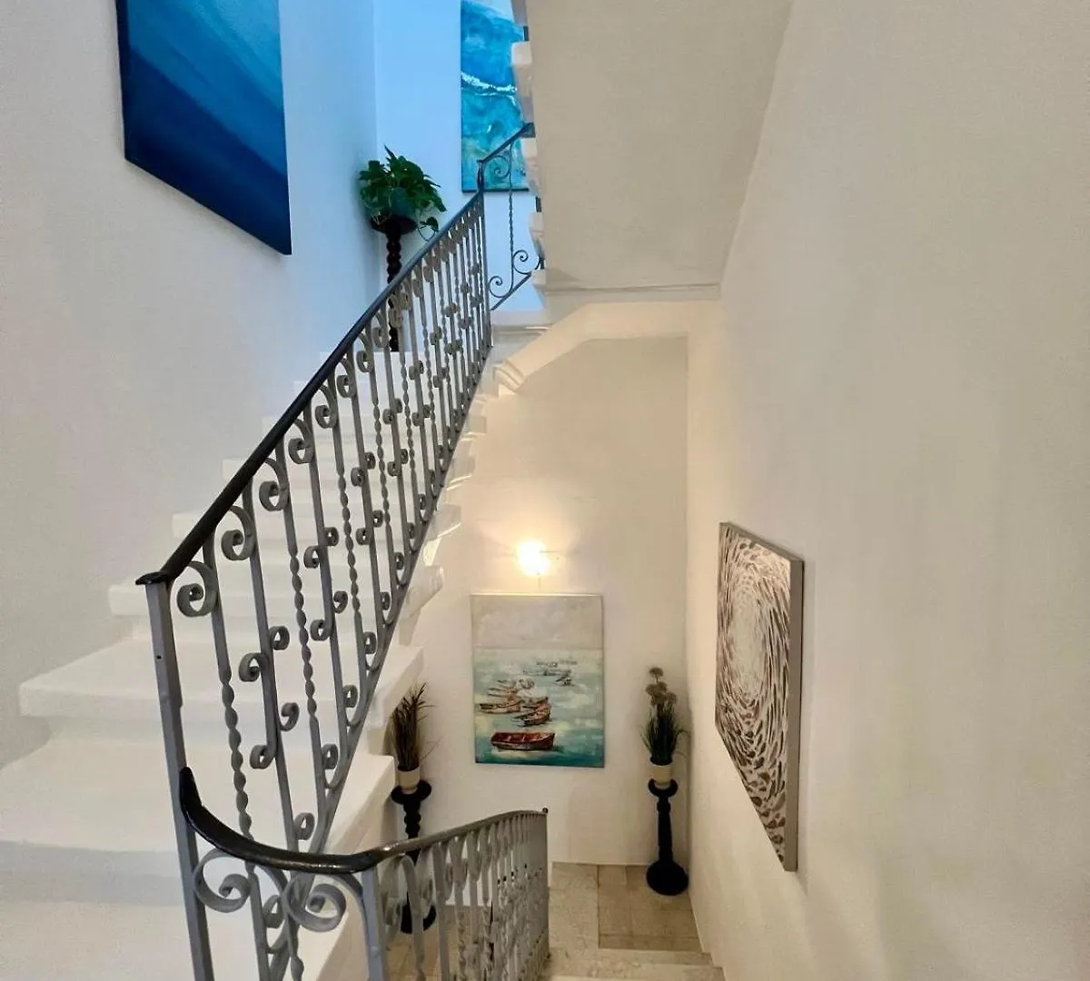Entire House Highly Central Near Valletta - Holliday Planning Service - Adults, Family Historic, Gastronomical, Events & Summer Holidays - Wifi - Parking - Non-Sharing Msida