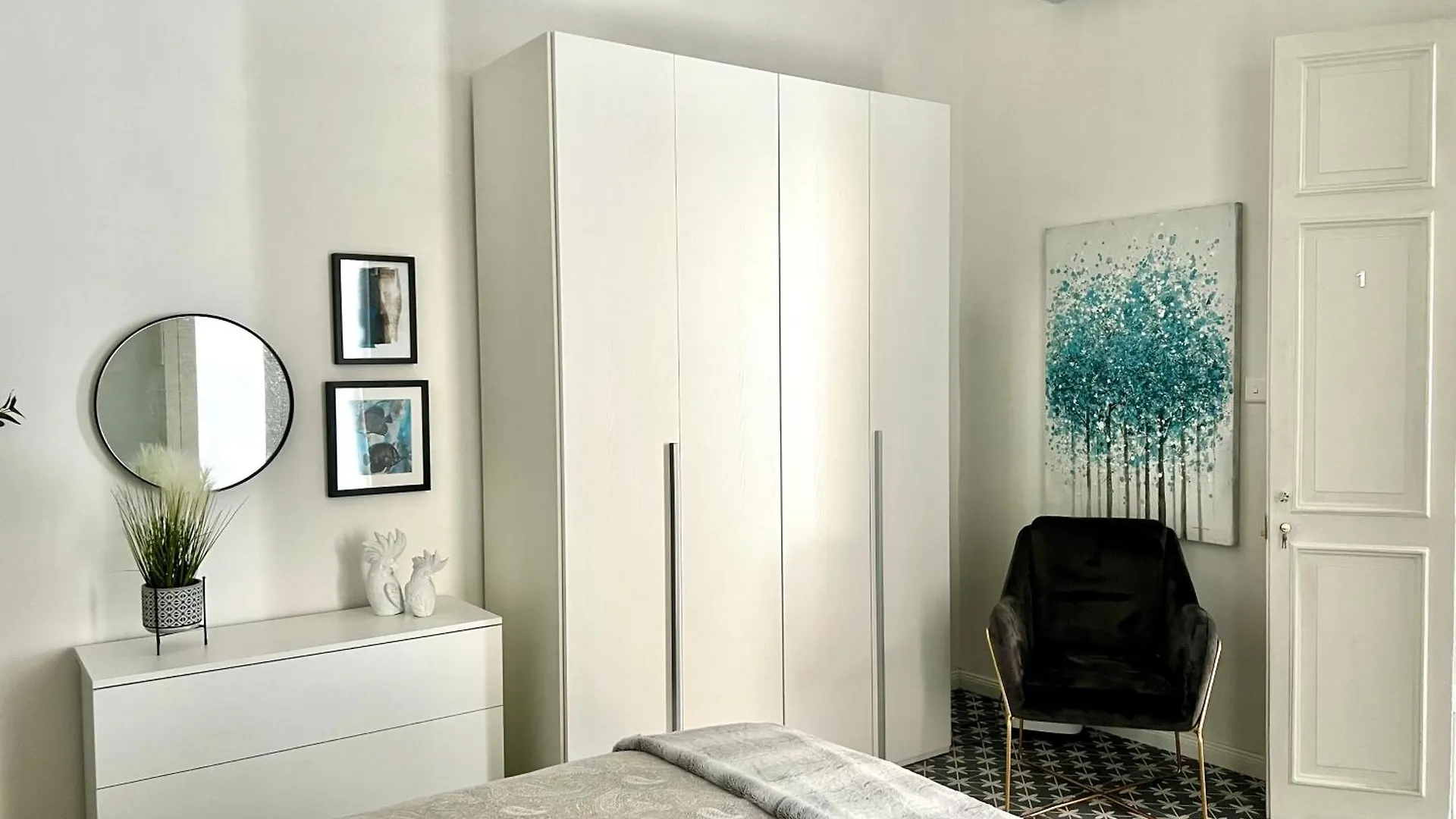 Entire House Highly Central Near Valletta - Holliday Planning Service - Adults, Family Historic, Gastronomical, Events & Summer Holidays - Wifi - Parking - Non-Sharing Msida 0*,  Malta
